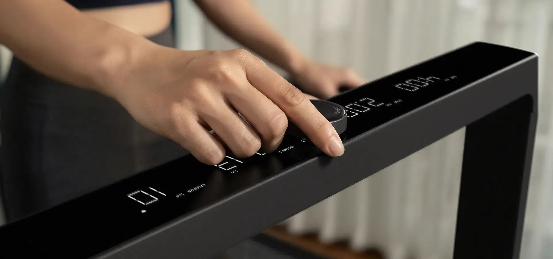 WalkingPad X25 Smart SpeedDial control knob for quick and precise treadmill speed adjustment
